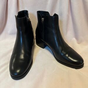 Cole Hassan Black Boots